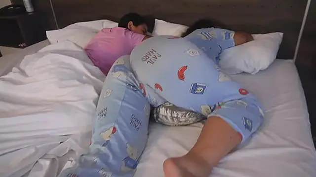 Hot Latina teen removes my condom and begs to be filled with milk