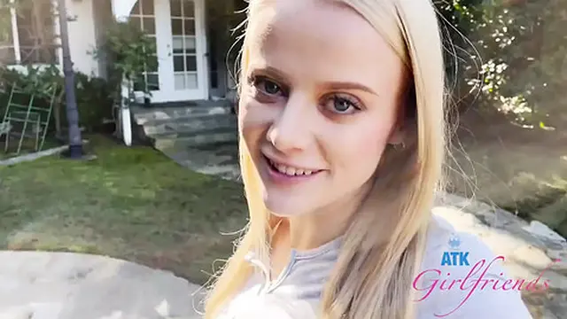 Digital intimacy in a simulated encounter