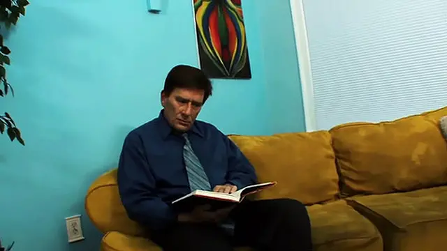 Rochelle Ryder Teases Her Pantyless Ass Before Getting Fucked Hard and Facialed