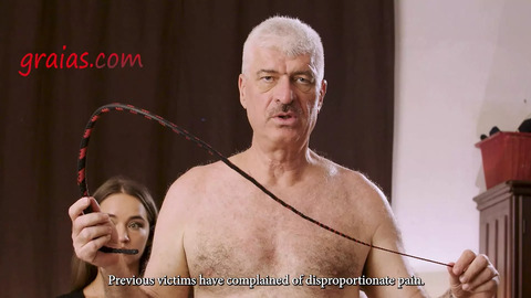 Poor Amateur Babe Suffers as Being Whipped on Chest