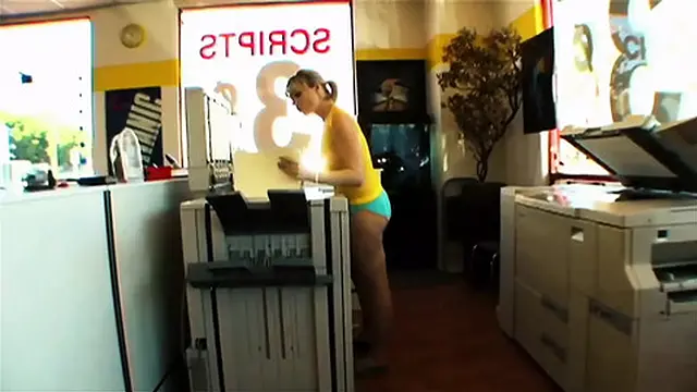 Adrianna Nicole's Holes Stretched Wide by Shorty's Thick Shaft