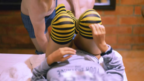 The secretary and the package delivery man go to the apartment to fuck 