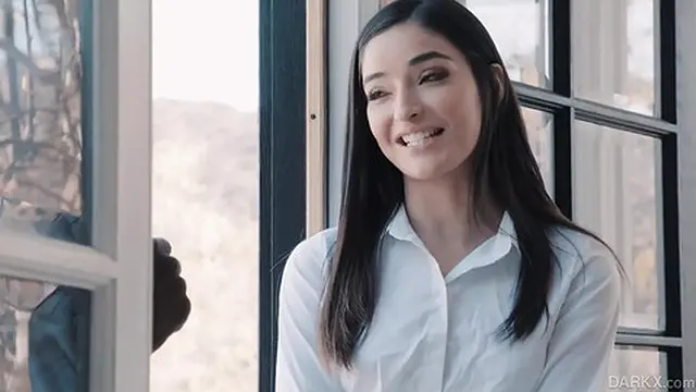 College girl seduces boyfriend′s BBC best friend