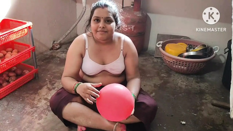 Indian Desi bhabhi fuking neighbour boy's