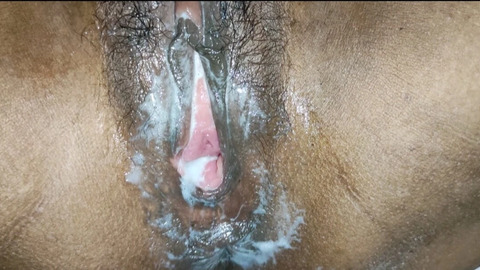 Pinay wife basang basa ulit —  dalawang beses pinutukan —  creampie ulit sa asawa ng kapitbahay