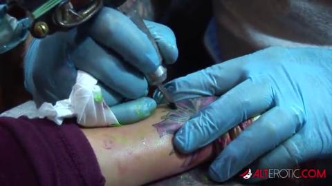 Shyla Stylez gets inked and jacks off while fondling her nips