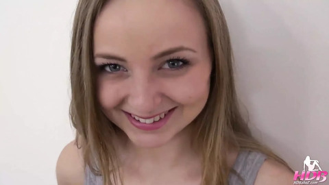 140 - 01 Babe Fucks for Creampie