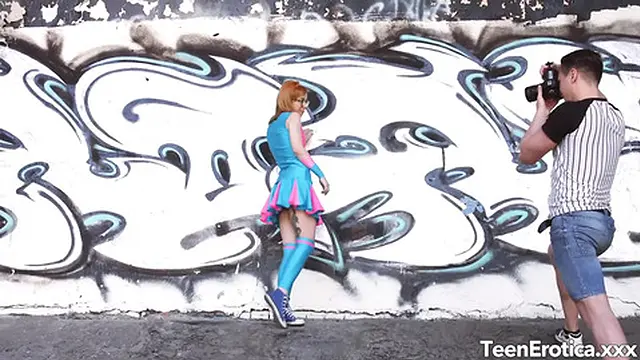 Flaming Redheaded Kira Has Incendiary Orgasms