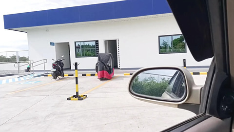 VIRAL PETITE SCHOOL GIRL FUCK IN PUBLIC GAS STATION