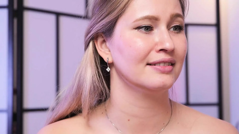 She Put on Sexy Stockings and Spread Her Legs