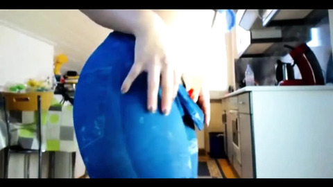 Sexydea Playing on Live Webcam