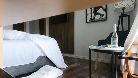 Tight Squeze 18 Ebony Screams During Her First Time  Huge Facial