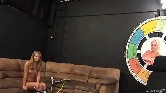 Averi Brooks is a hot teen with a hot teen body