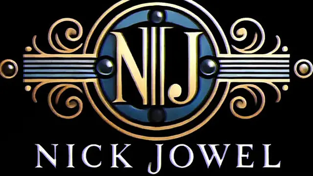 Fucking My Brunette girlfriend in the Shower