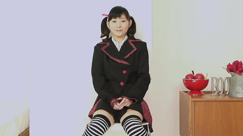 Hot teen enjoys vibrator in clit before a hard fuck