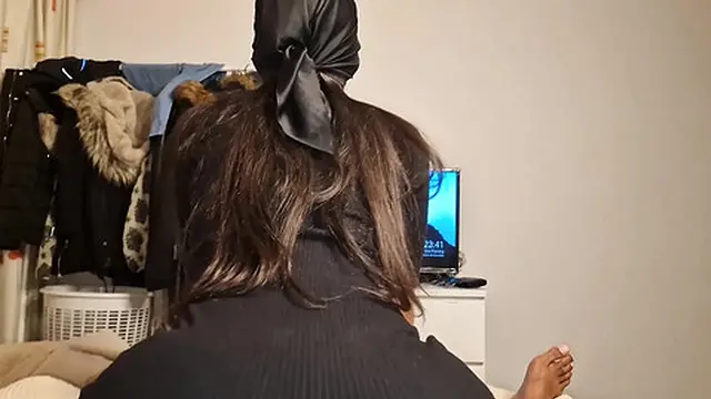 I fuck wild several times repeated to my 18 year old lesbian best friend to my girlfriend