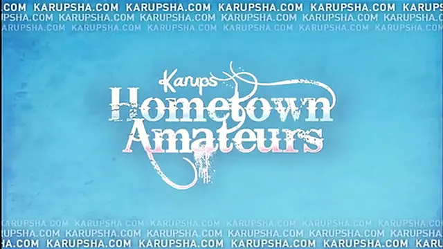 Alexa Raye rubbing her clit on black couch