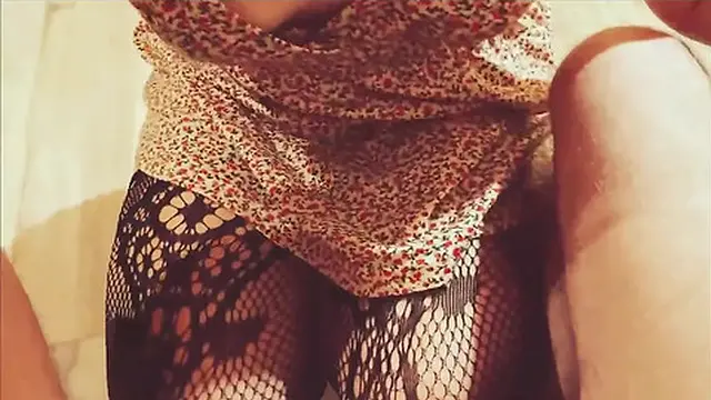 The Housewife Brought Tea and Got Anal and Cum in the Ass