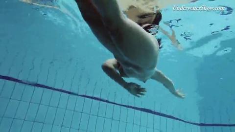 Underwater nympho Krasula Fedorchuk gets naughty😈, deepthroating cock🌭, ass🍑, and pussy✌ in a steamy, wet romp