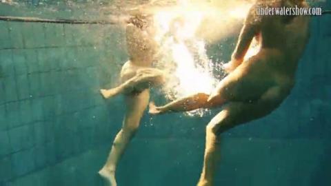 Underwater Squirmy Squirt Fest: Andrea & Monica Flailing Tits & Tushes