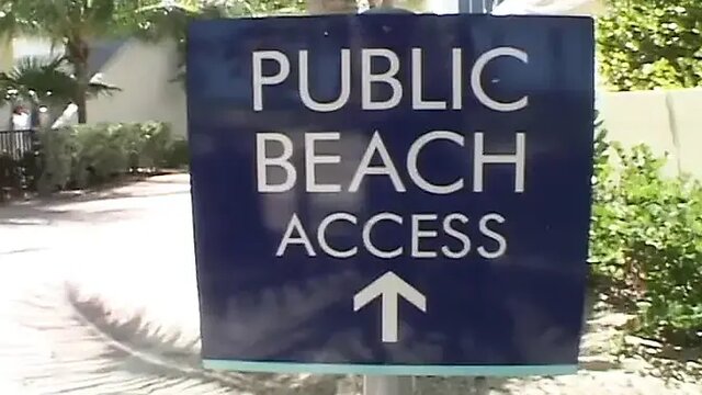 Teen babe enjoys deepthroating a huge cock to a cum in her mouth