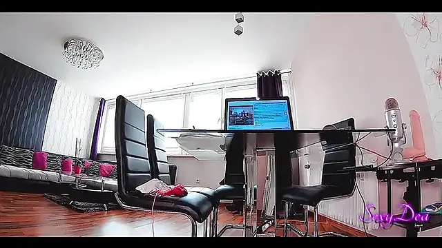 Amateur GF rides dick while dripping with lust