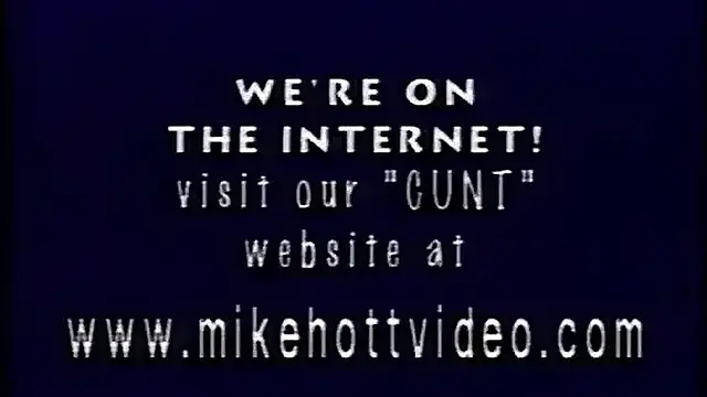 British MATURE BABE gets her rear stretched wide