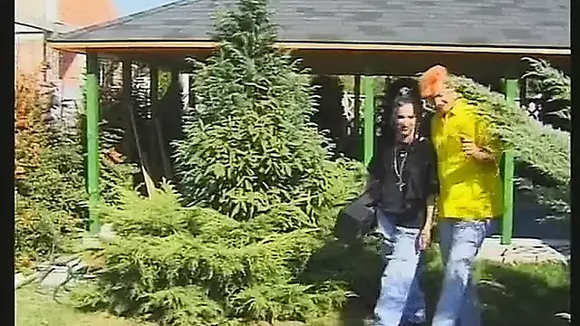 Superb brunette sucks and rides throbbing member outdoors