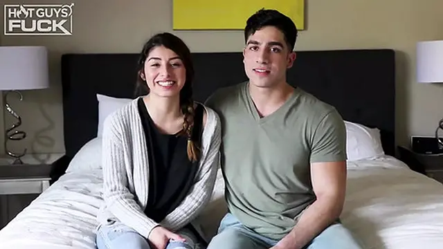 Old dude Diego rips open young teen Vanessa′s cherry like a ripe peach