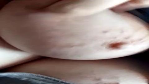 Ripe titties begging for my cock🌭