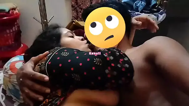 My milfs boyfriend blows hot loads directly unto my awaiting and eager facial features