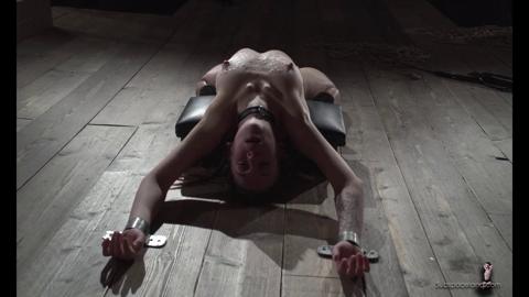 As 'teen slave' succumbs to dominant mistress, leather binds her helpless frame for lustful bondage cum shot