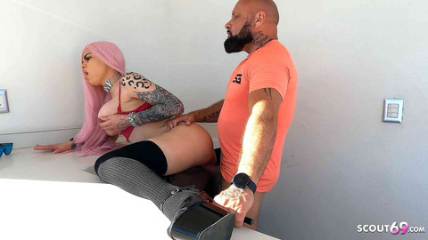 Unbridled carnage: German tourist ravages Penny Unicorn's pink-haired Latina pussy🌮️ raw