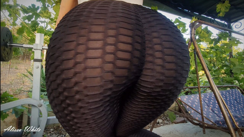 Guy ravished my booty after sweat session, leggins gettin' nasty in rural town
