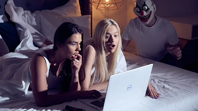 raunchy lesbian threeway groupsex