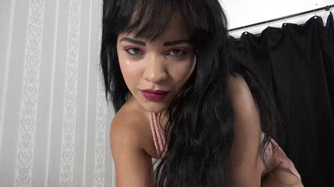Fingering👉 Her Wet Cunt✌ to Orgasm💦