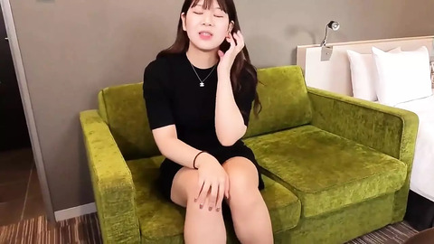 Little Asian Sweetheart, 19 years old, eager to please, ready for anal👌 play